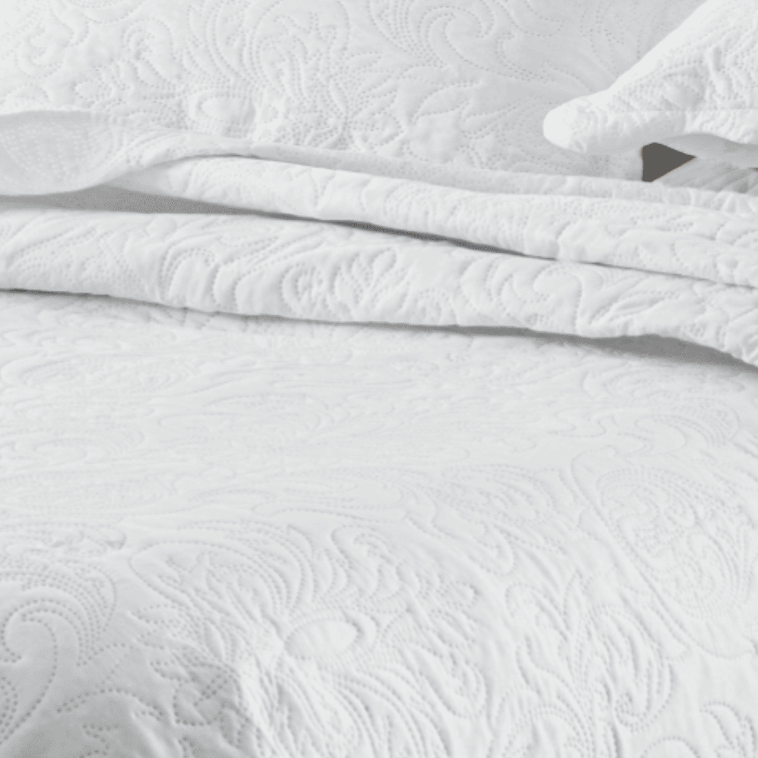 Kit Colcha Boutis Solteiro Branco Kit Colcha Boutis Solteiro Branco