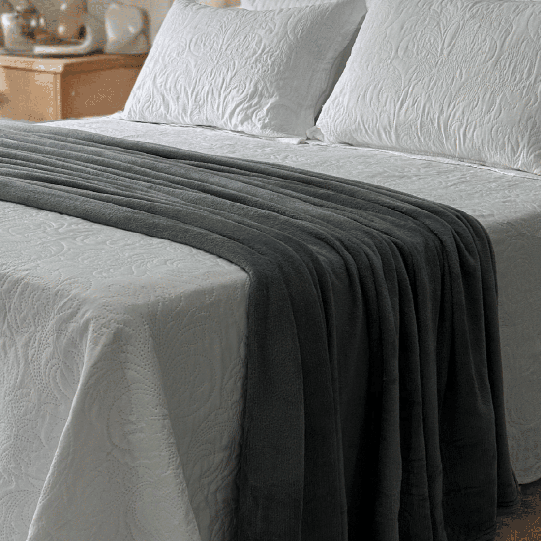 Manta Plush Queen Liso 220x240 Cinza Manta Plush Queen Liso 220x240 Cinza