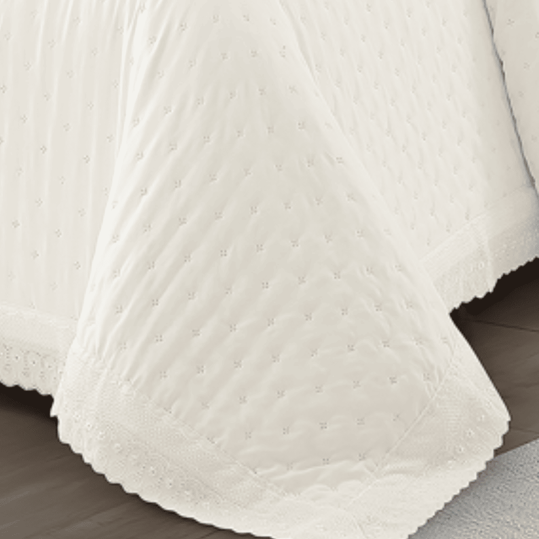 Kit Cobreleito Bordado Queen Ivory