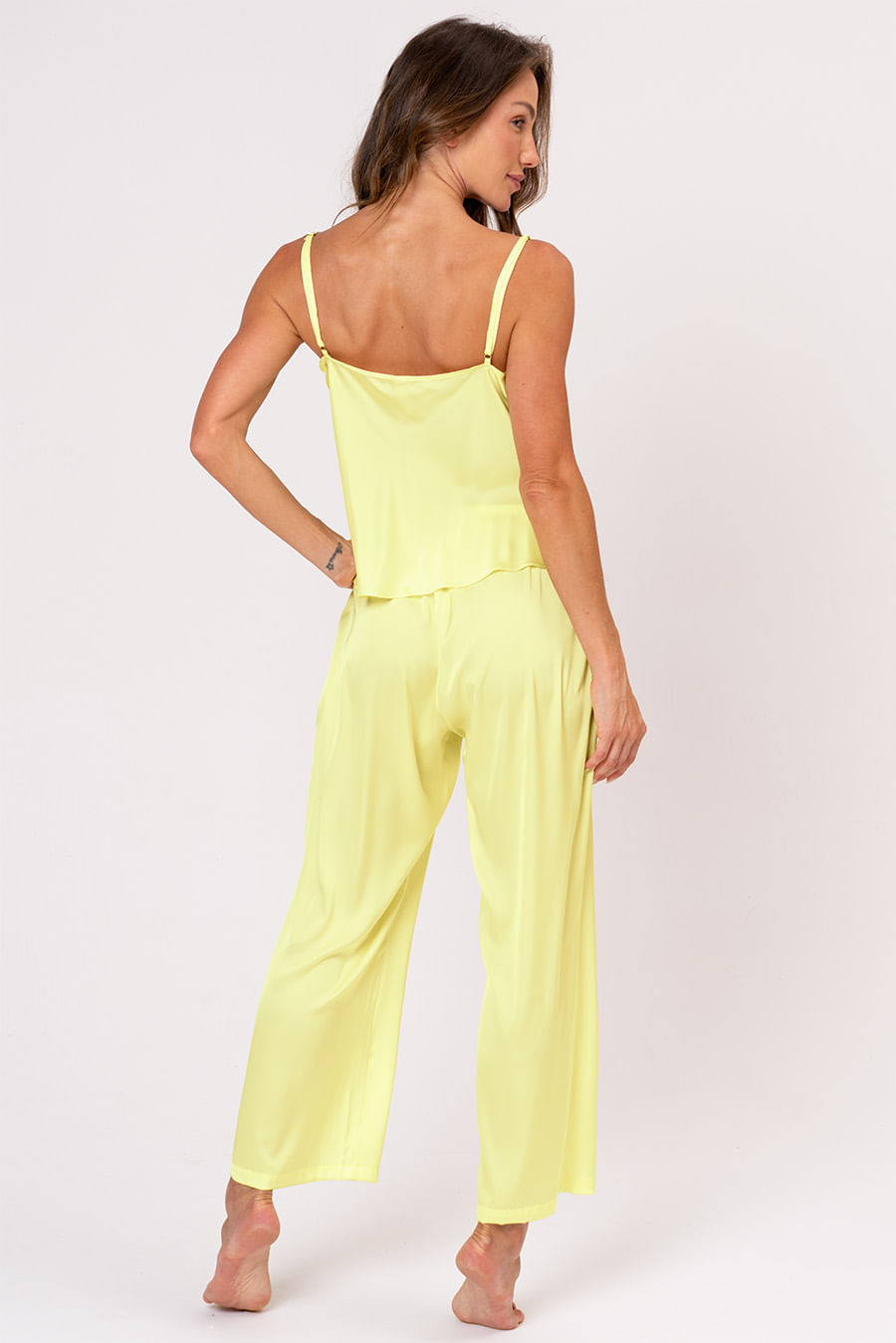 PIJAMA PANTACOURT FEMININO - CLÁSSICOS ACETINADOS LIMA LIGHT PIJAMA PANTACOURT FEMININO - CLÁSSICOS ACETINADOS LIMA LIGHT