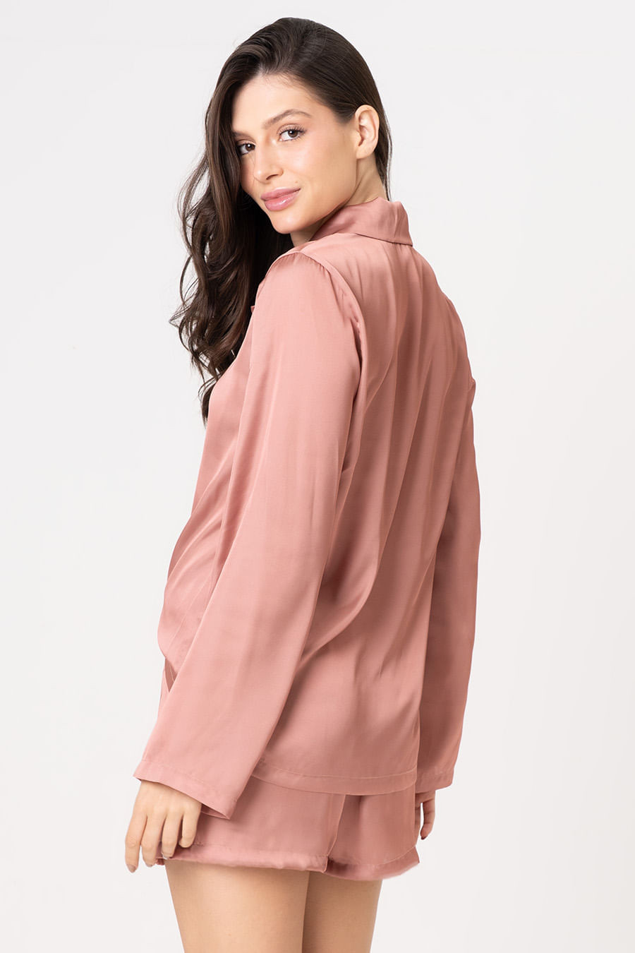 PIJAMA AMERICANO ACETINADO CURTO - CLÁSSICOS ACETINADOS CARAMELO ÂMBAR PIJAMA AMERICANO ACETINADO CURTO - CLÁSSICOS ACETINADOS CARAMELO ÂMBAR