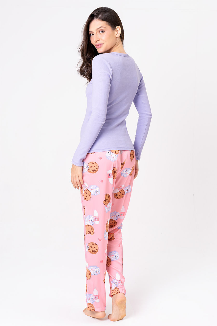 PIJAMA LONGO RIBANA E CALÇA ACETINADA - COOKIES PIJAMA LONGO RIBANA E CALÇA ACETINADA - COOKIES