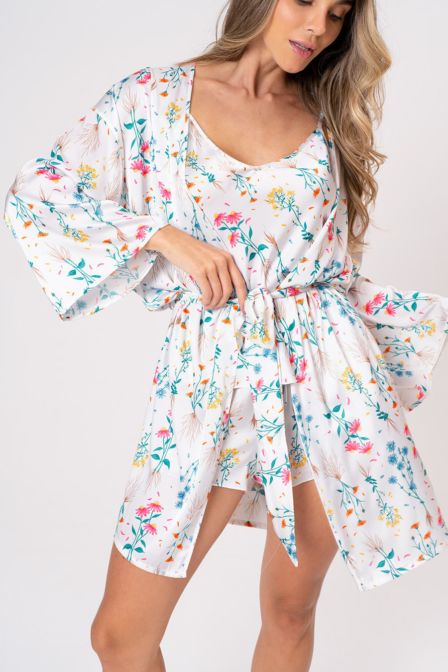 ROBE ACETINADO - RAIZES ROBE ACETINADO - RAIZES