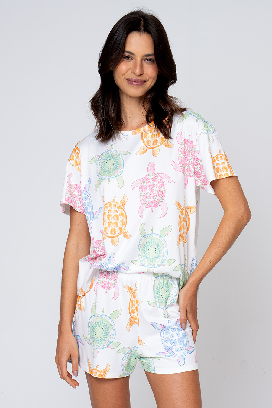PIJAMA CURTO FEMININO TARTARUGAS - A MAR PIJAMA CURTO FEMININO TARTARUGAS - A MAR