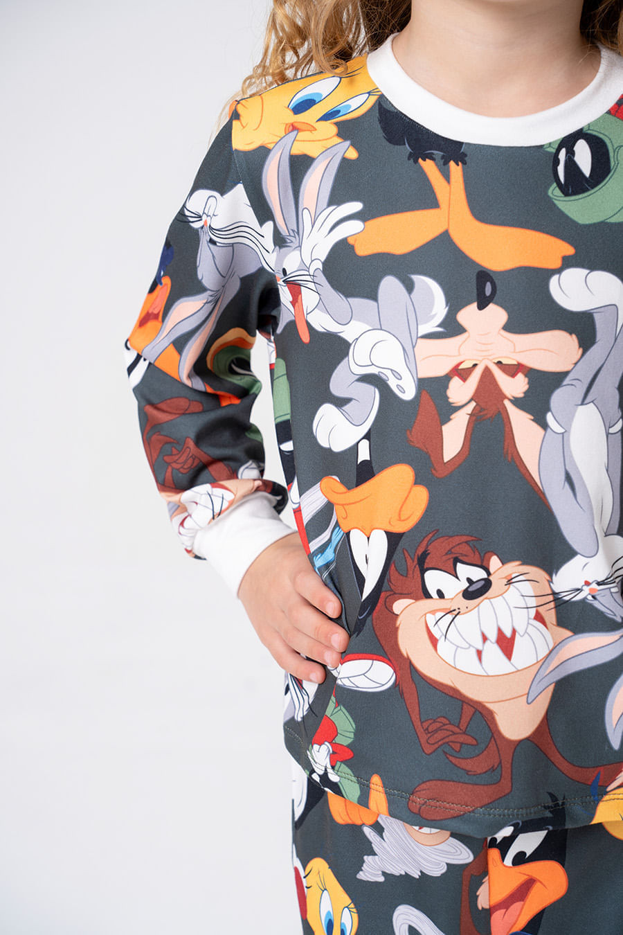 PIJAMA INFANTIL UNISSEX - LOONEY HOLLYWOOD PIJAMA INFANTIL UNISSEX - LOONEY HOLLYWOOD