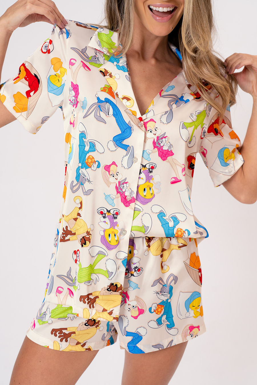 PIJAMA AMERICANO ACETINADO - LOONEY NIGHT PIJAMA AMERICANO ACETINADO - LOONEY NIGHT