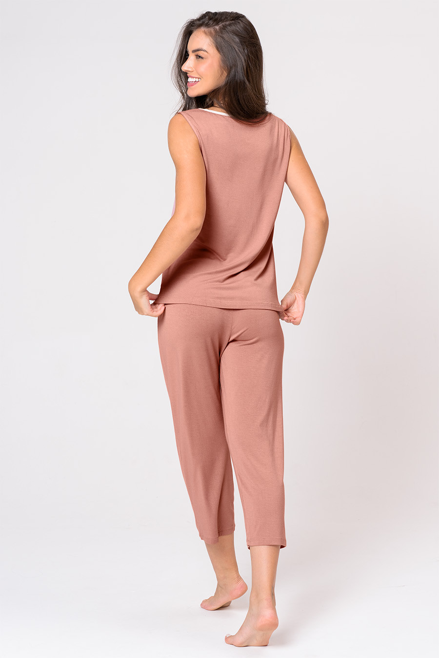 PIJAMA FEMININO PESCADOR - CLÁSSICOS DE VISCOSE MOCHA MOUSSE