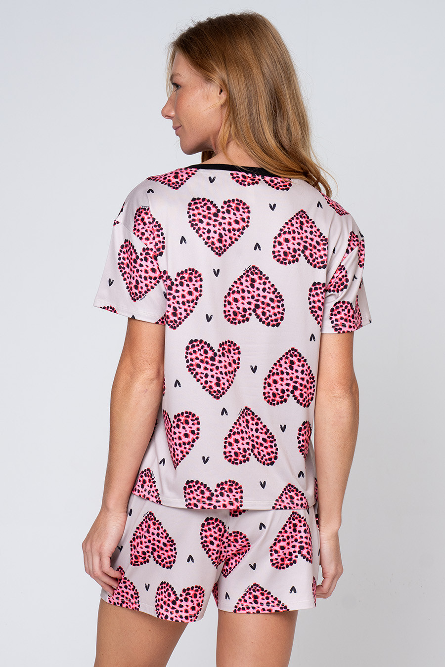 PIJAMA CURTO SKIN LIGHT CORAÇÕES PRINT - DOCE FELINA