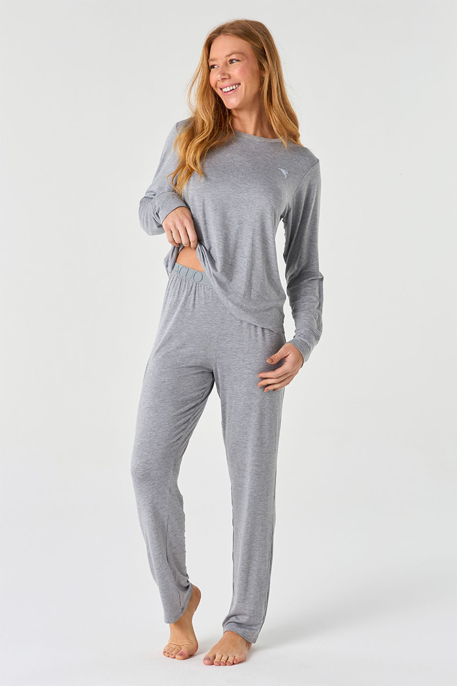 PIJAMA LONGO FEMININO EM VISCOSE - CLÁSSICO VISCOSE MESCLA PIJAMA LONGO FEMININO EM VISCOSE - CLÁSSICO VISCOSE MESCLA
