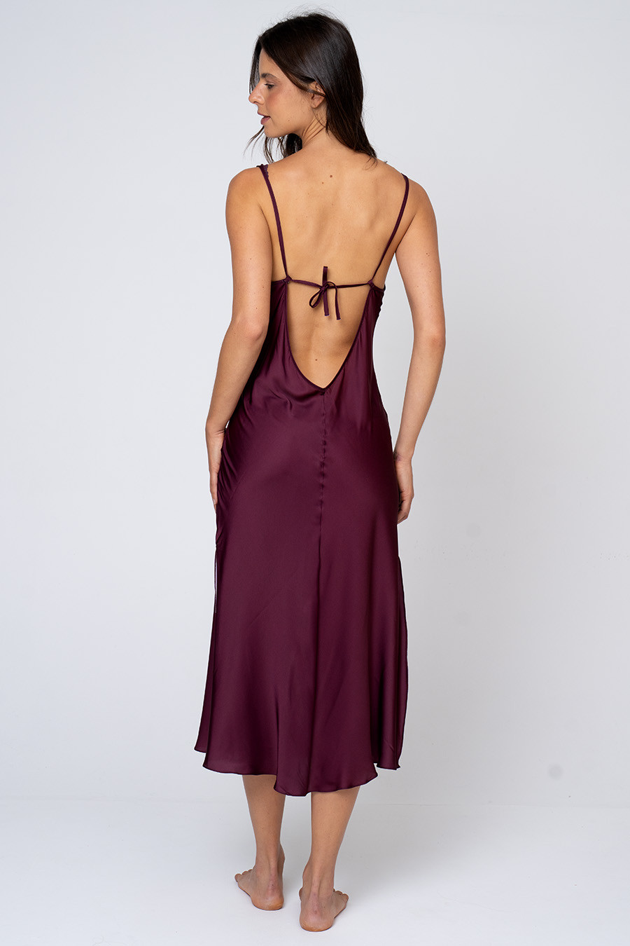 CAMISOLA MIDI TOQUE DE SEDA COM RENDA - CLÁSSICO ACETINADO BOLD WINE COSTAS 2