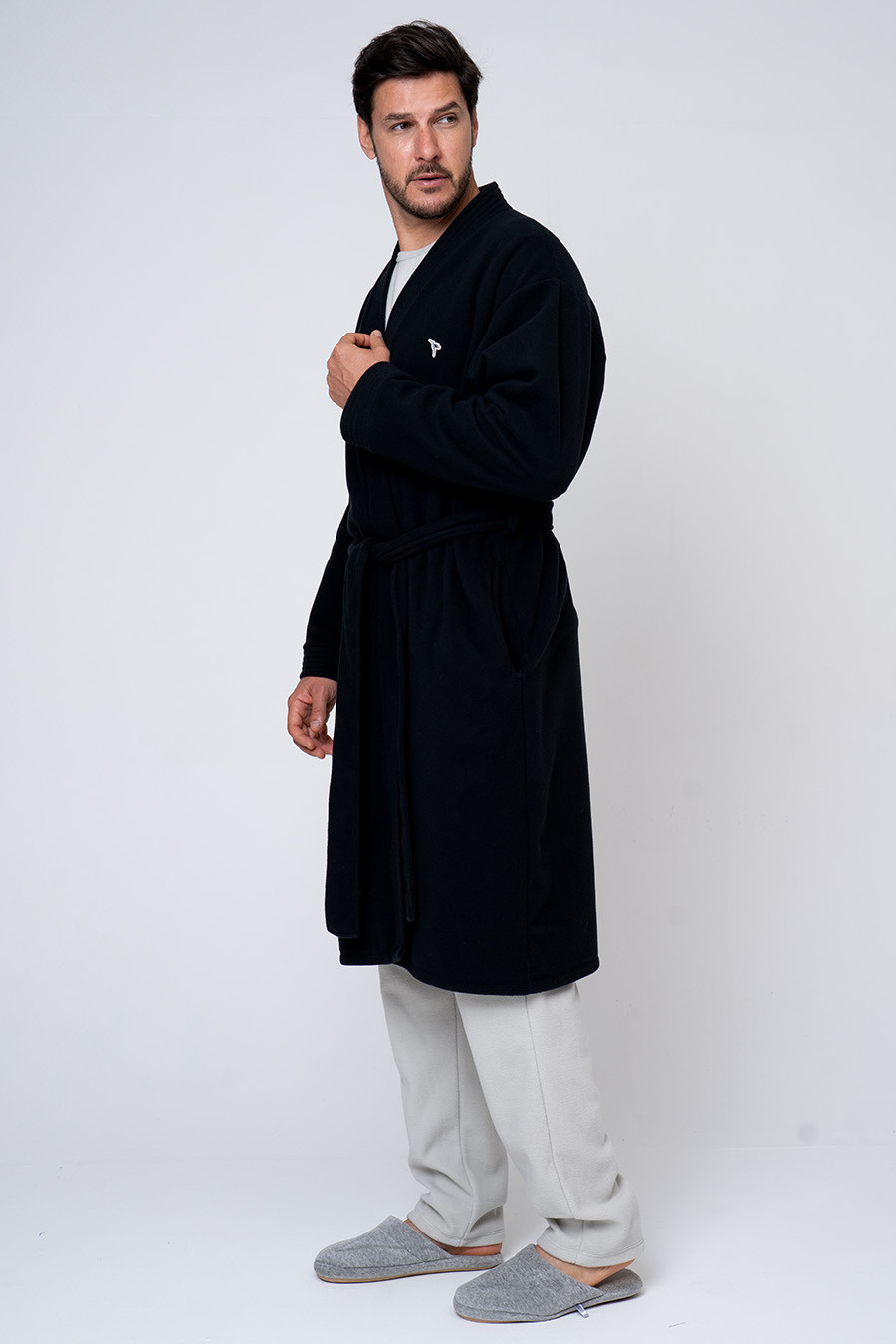 KIT PIJAMA LONGO XADREZ SNOOPY E ROBE DE SOFT PRETO LADO ROBE