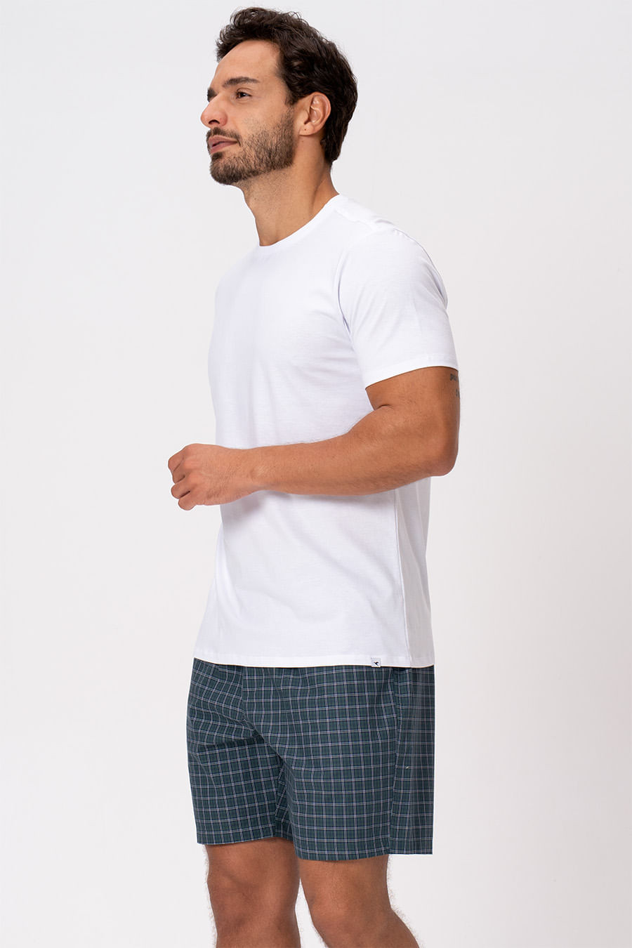 CAMISETA BRANCA MASCULINA MANGA CURTA - CLÁSSICO PREMIUM PIMA CAMISETA BRANCA MASCULINA MANGA CURTA - CLÁSSICO PREMIUM PIMA