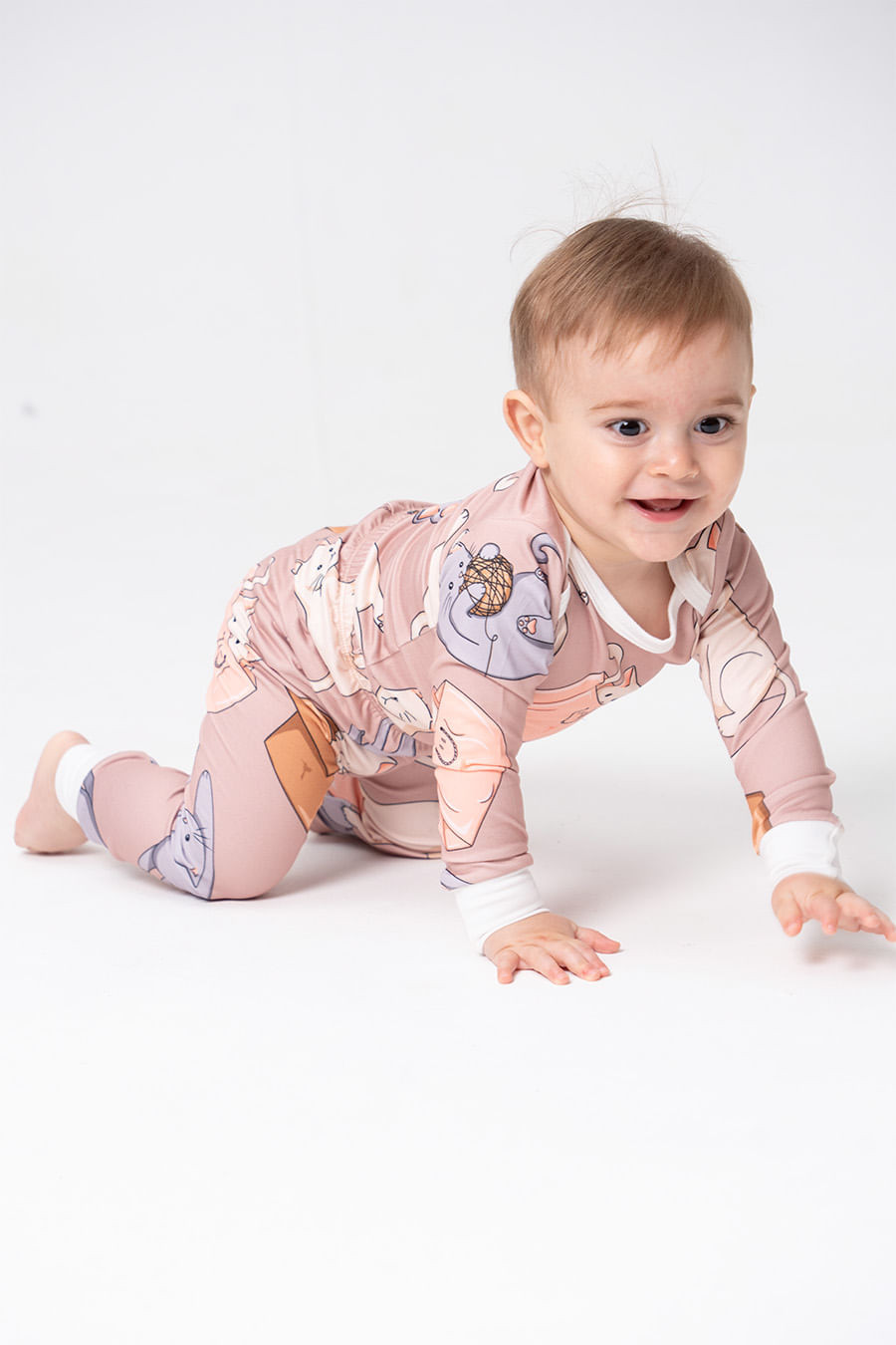 BODY + CALÇA DE RIBANA BABY - GATICES BODY + CALÇA DE RIBANA BABY - GATICES