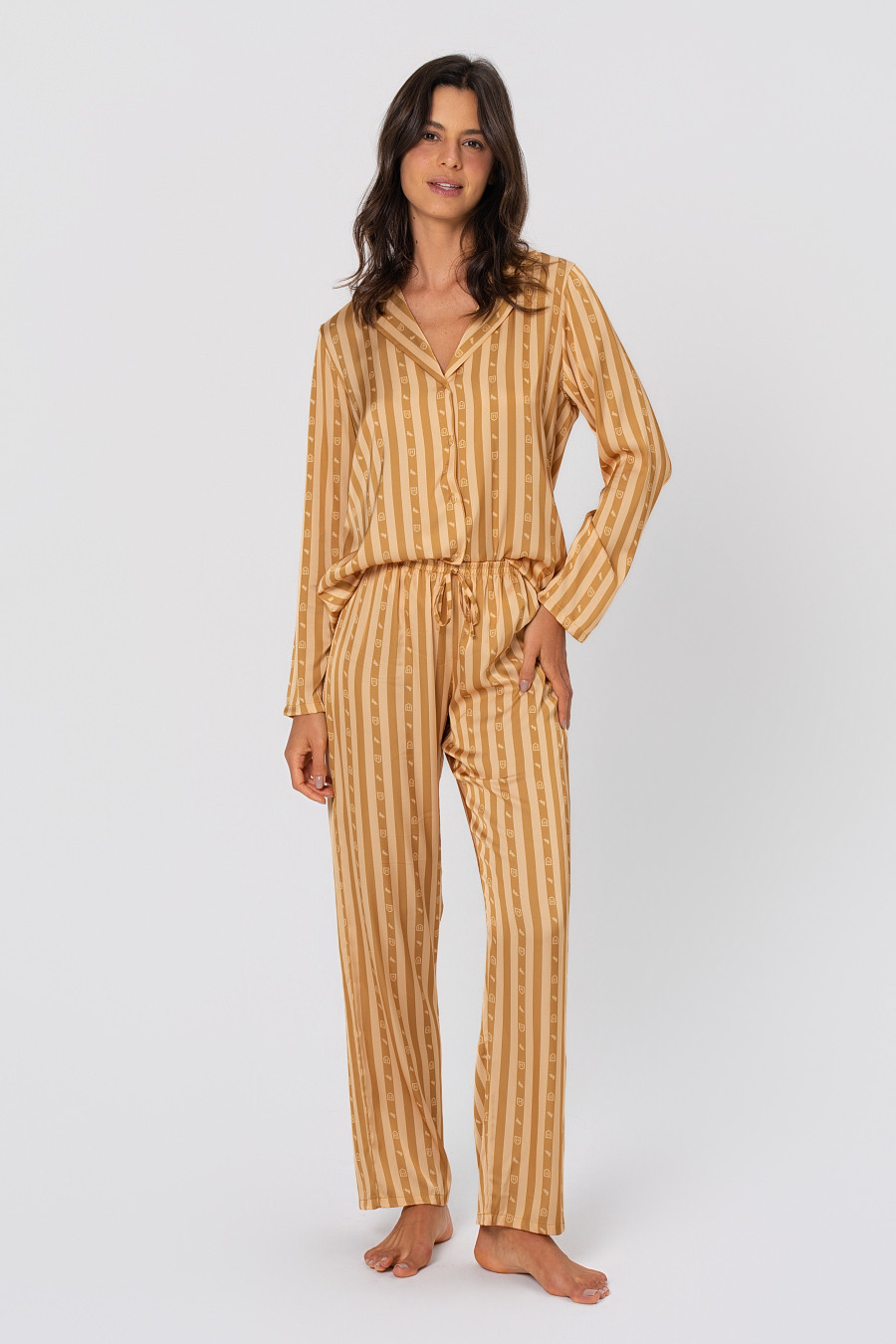 PIJAMA LONGO AMERICANO ACETINADO LUFA - LUFA FRENTE