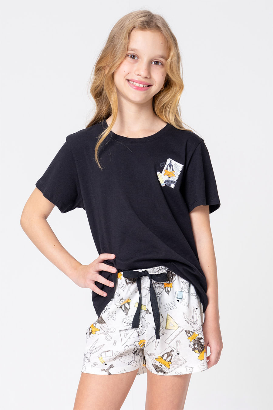 PIJAMA JUVENIL MENINA DE ALGODÃO - LOONEY GERAÇÃO RAIZ PIJAMA JUVENIL MENINA DE ALGODÃO - LOONEY GERAÇÃO RAIZ