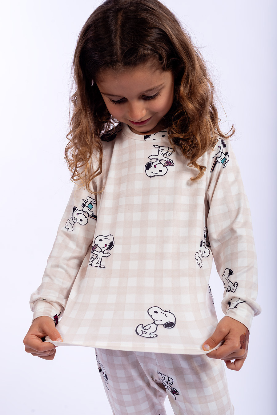 PIJAMA INFANTIL UNISSEX - SNOOPY LOVERS DETALHES