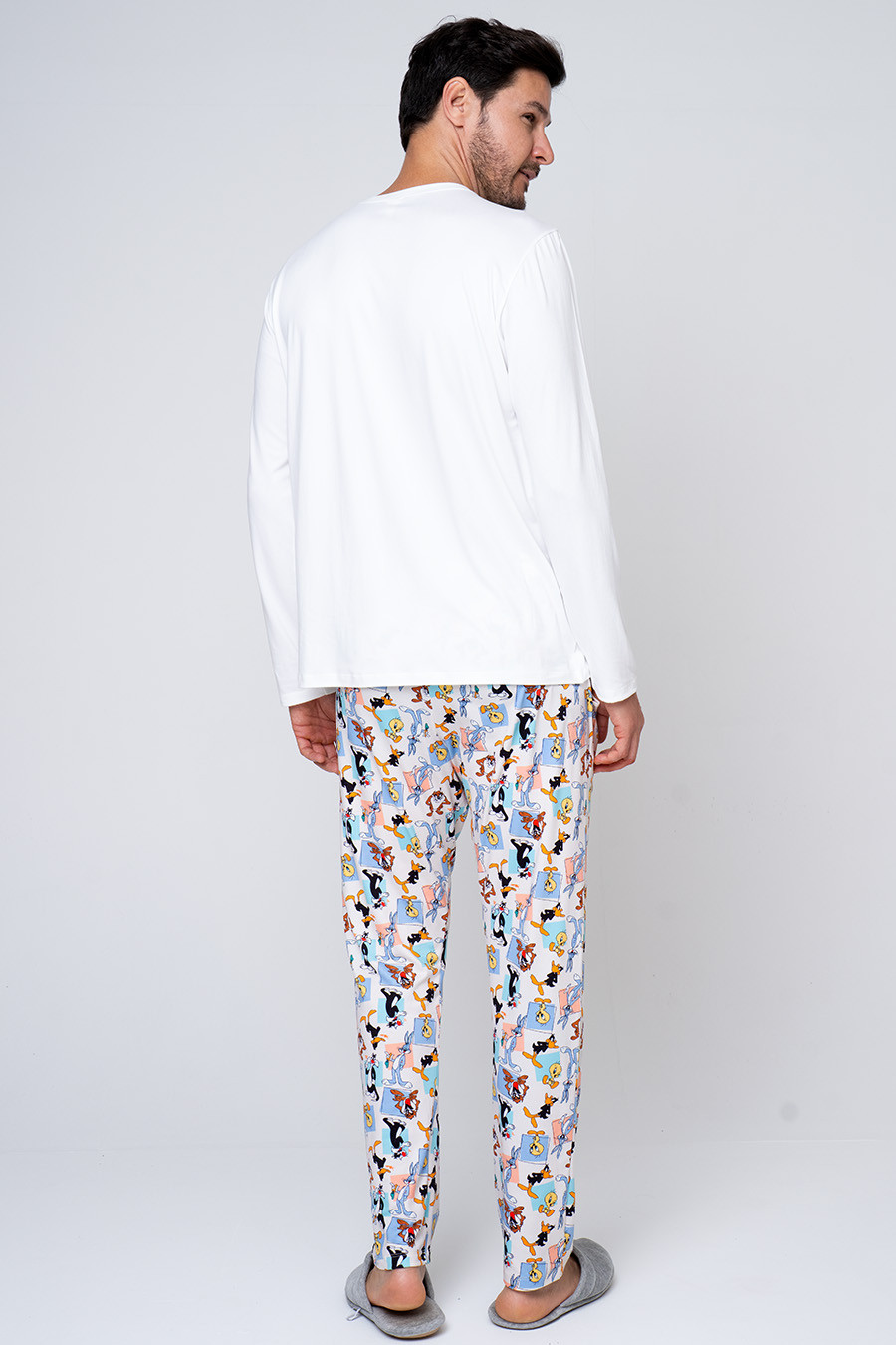 KIT PIJAMA LONGO LOONEY BOX E ROBE DE SOFT PRETO COSTAS PIJAMA