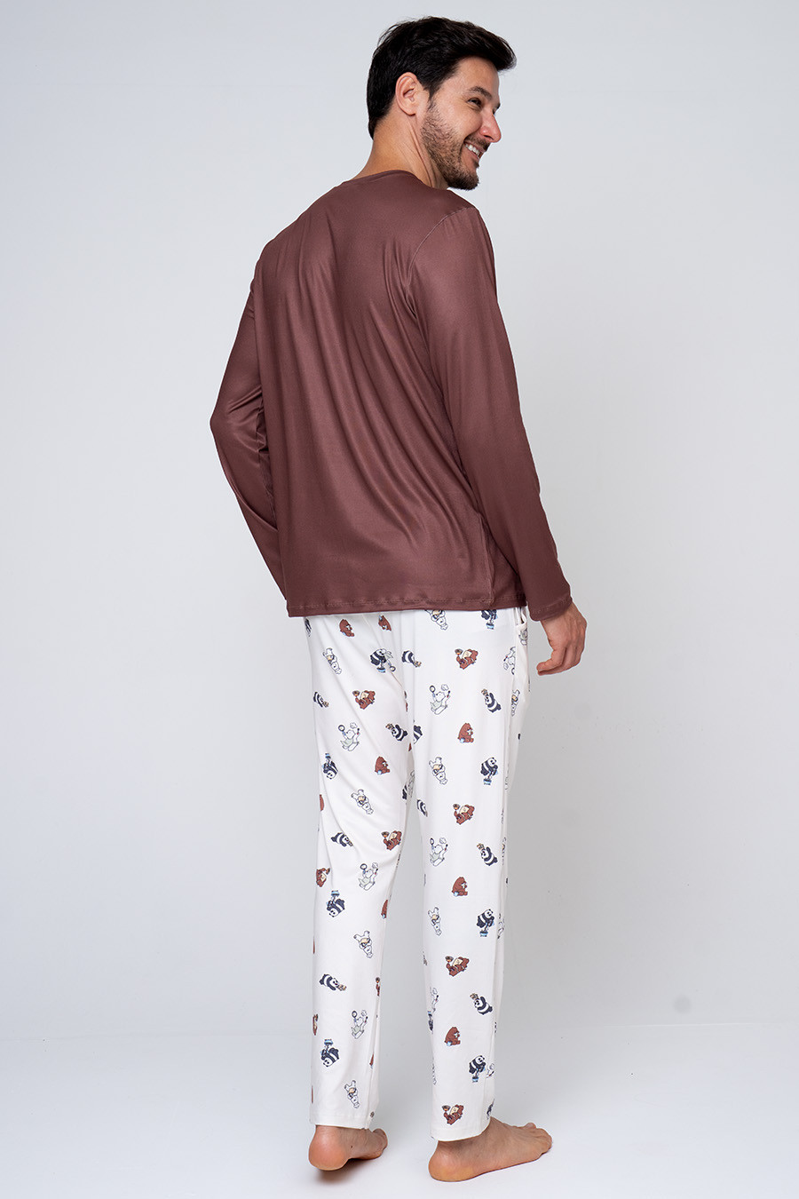 KIT PIJAMA LONGO URSOS SEM CURSO E ROBE DE SOFT PRETO COSTAS PIJAMA