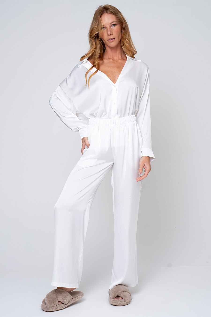 PIJAMA LONGO OVERSIZE OFF-WHITE FEMININO - YES, I DO