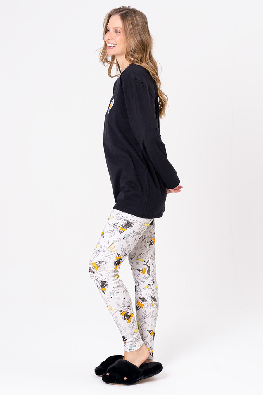 PIJAMA LONGO MEIA MALHA COM CALÇA DE RIBANA - LOONEY GERAÇÃO RAIZ PIJAMA LONGO MEIA MALHA COM CALÇA DE RIBANA - LOONEY GERAÇÃO RAIZ