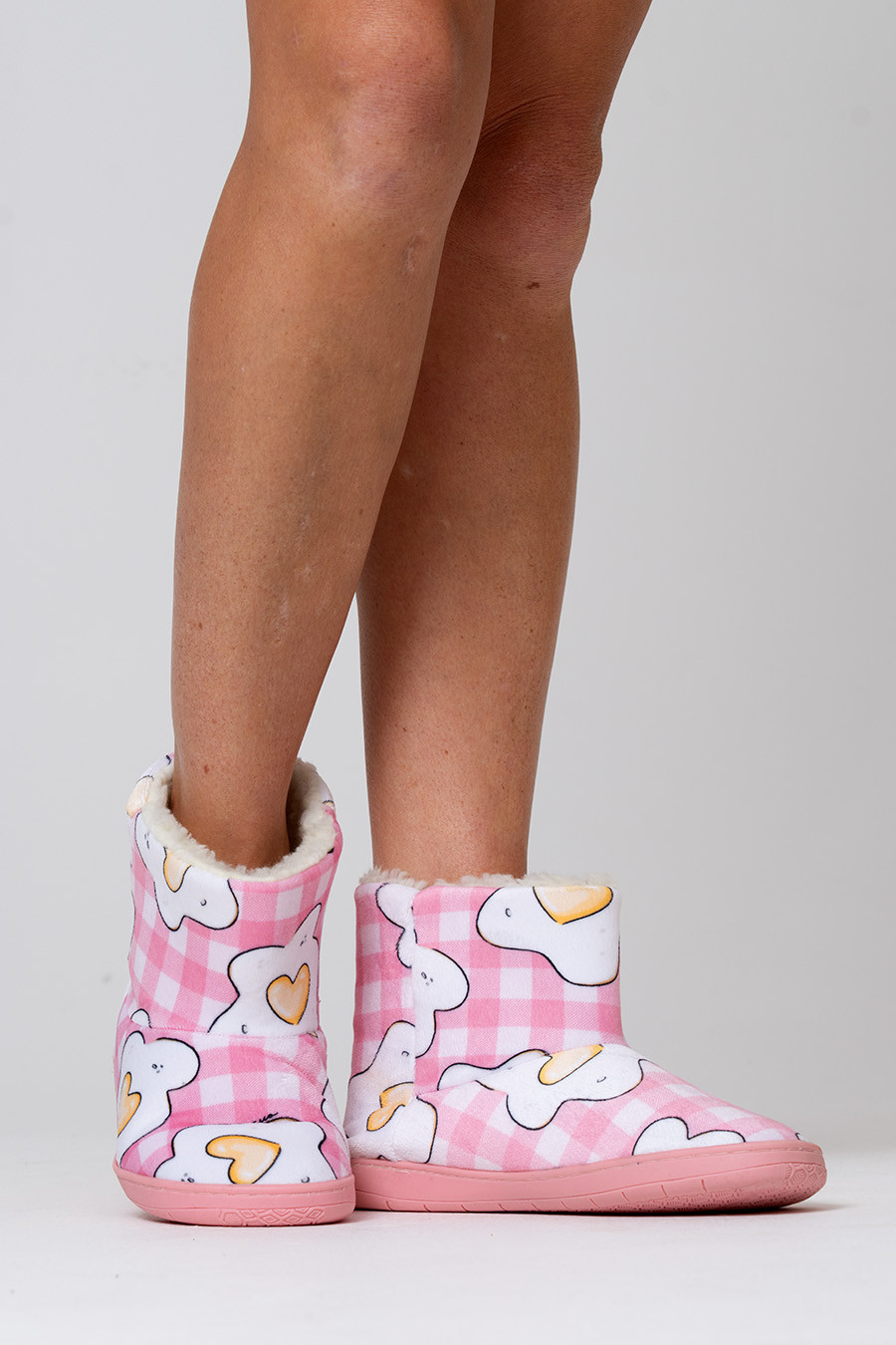 BOTINHA PELUCIADA FEMININA - AMOVO BOTINHA PELUCIADA FEMININA