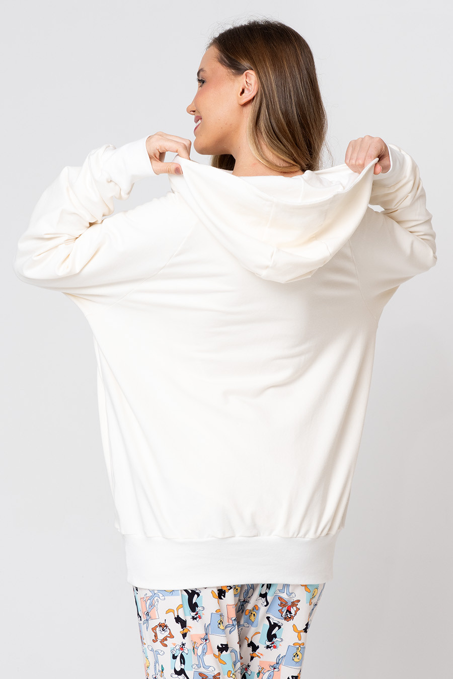 MOLETOM FEMININO CONFORT OVERSIZE - LOONEY BOX MOLETOM FEMININO CONFORT OVERSIZE