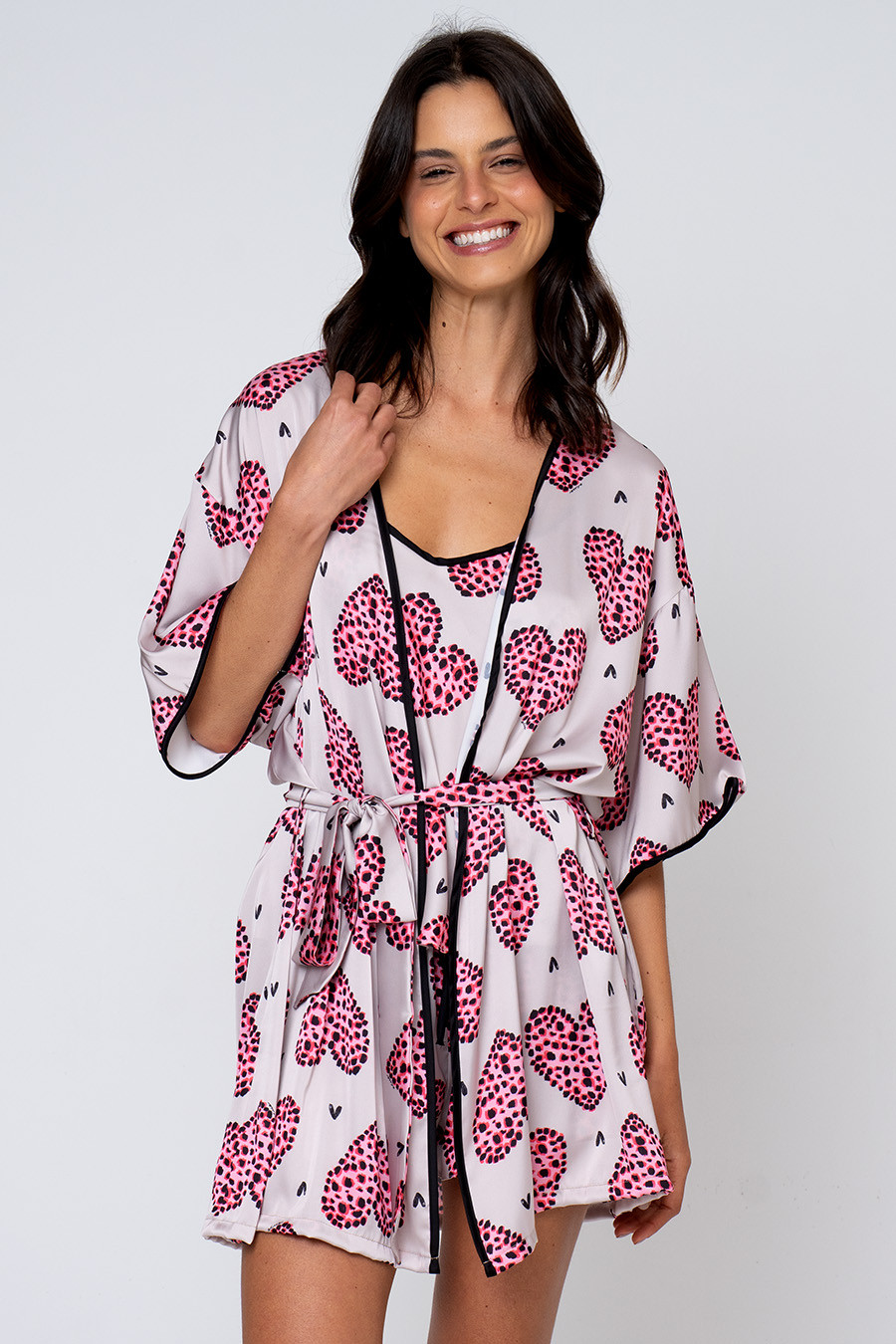 ROBE ACETINADO CORAÇÕES PRINT - DOCE FELINA