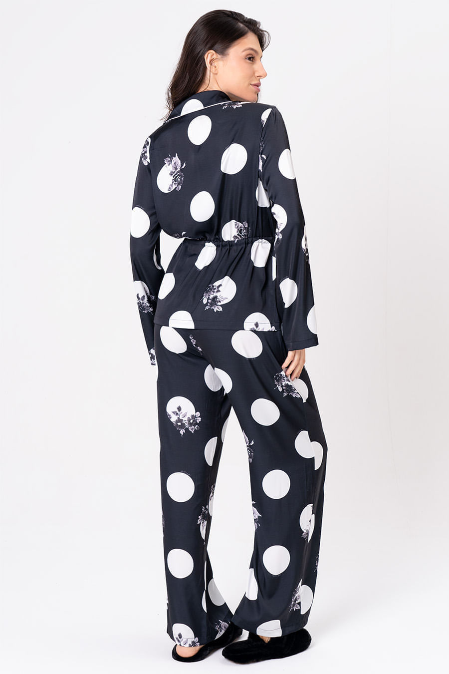 PIJAMA  ACETINADO LONGO COM AMARRAÇÃO - LUAR PIJAMA  ACETINADO LONGO COM AMARRAÇÃO - LUAR