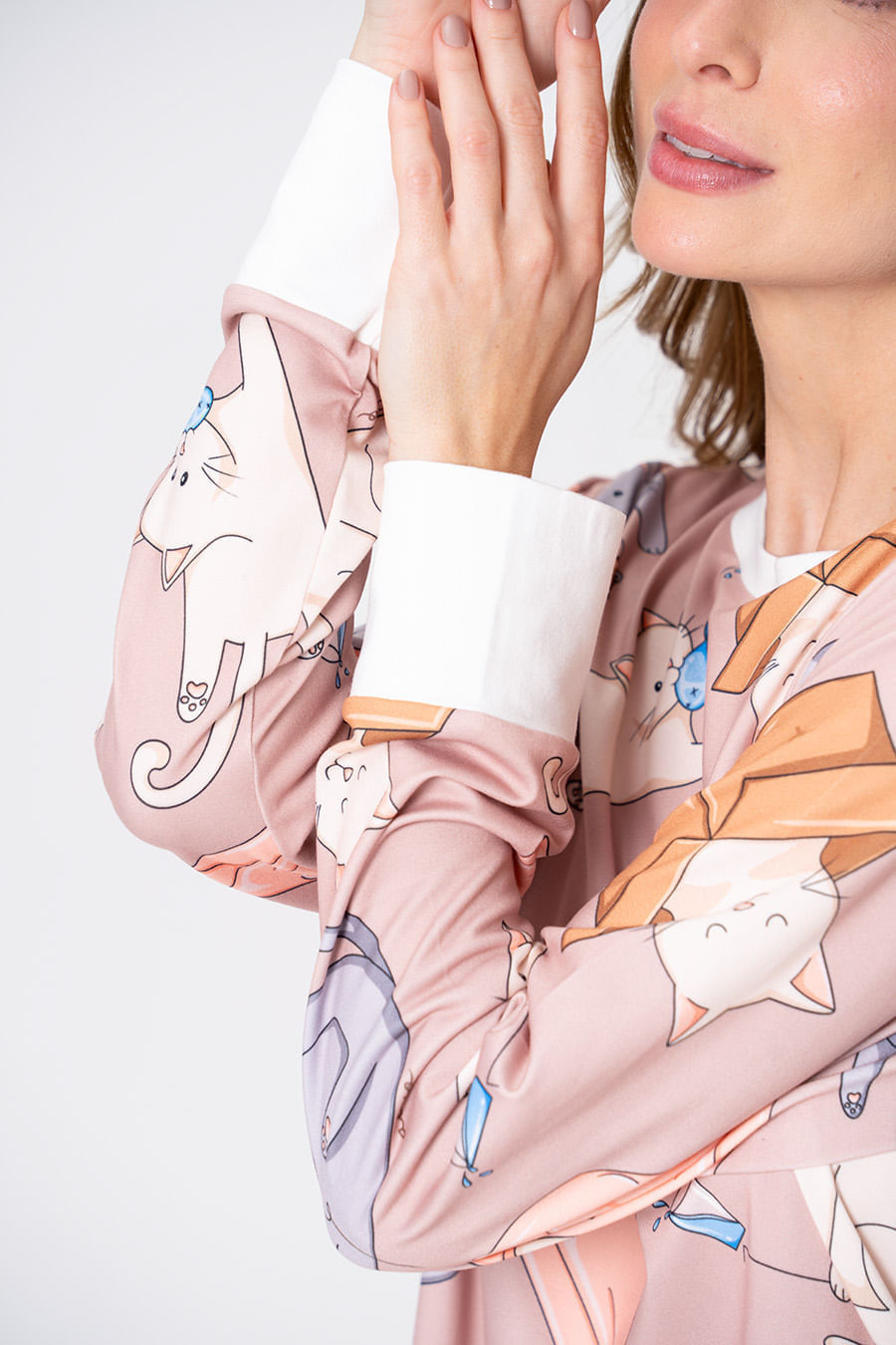 PIJAMA LONGO FEMININO TOQUE DE PÊSSEGO - GATICES PIJAMA LONGO FEMININO TOQUE DE PÊSSEGO - GATICES