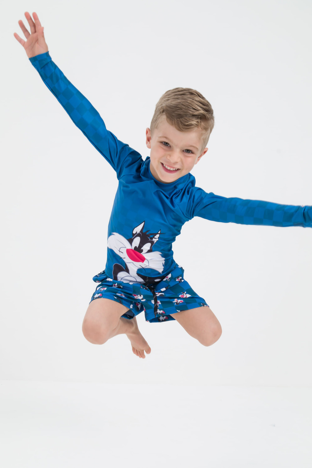 BERMUDA MENINO MICROFIBRA - FRAJOLA BERMUDA MENINO MICROFIBRA - FRAJOLA