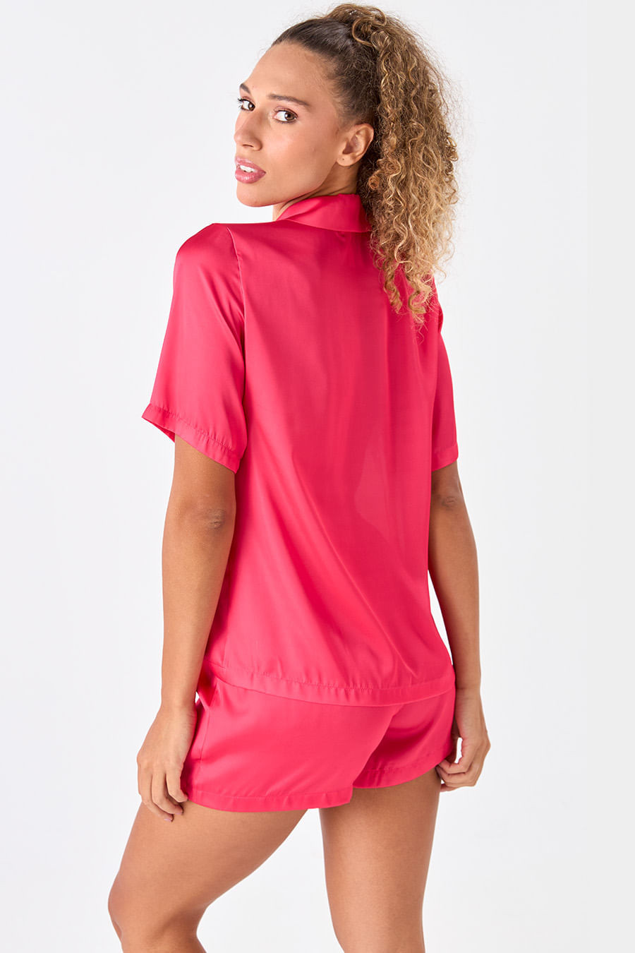 PIJAMA AMERICANO ACETINADO CURTO  - CLÁSSICOS ACETINADOS ÁGATA ROSA PIJAMA AMERICANO ACETINADO CURTO  - CLÁSSICOS ACETINADOS ÁGATA ROSA