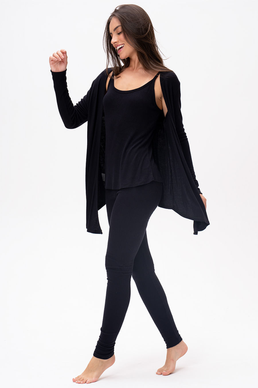 PIJAMA LONGO 3 PEÇAS EM RIBANA DE VISCOSE - CLÁSSICO VISCOSE BLACK PIJAMA LONGO 3 PEÇAS EM RIBANA DE VISCOSE - CLÁSSICO VISCOSE BLACK