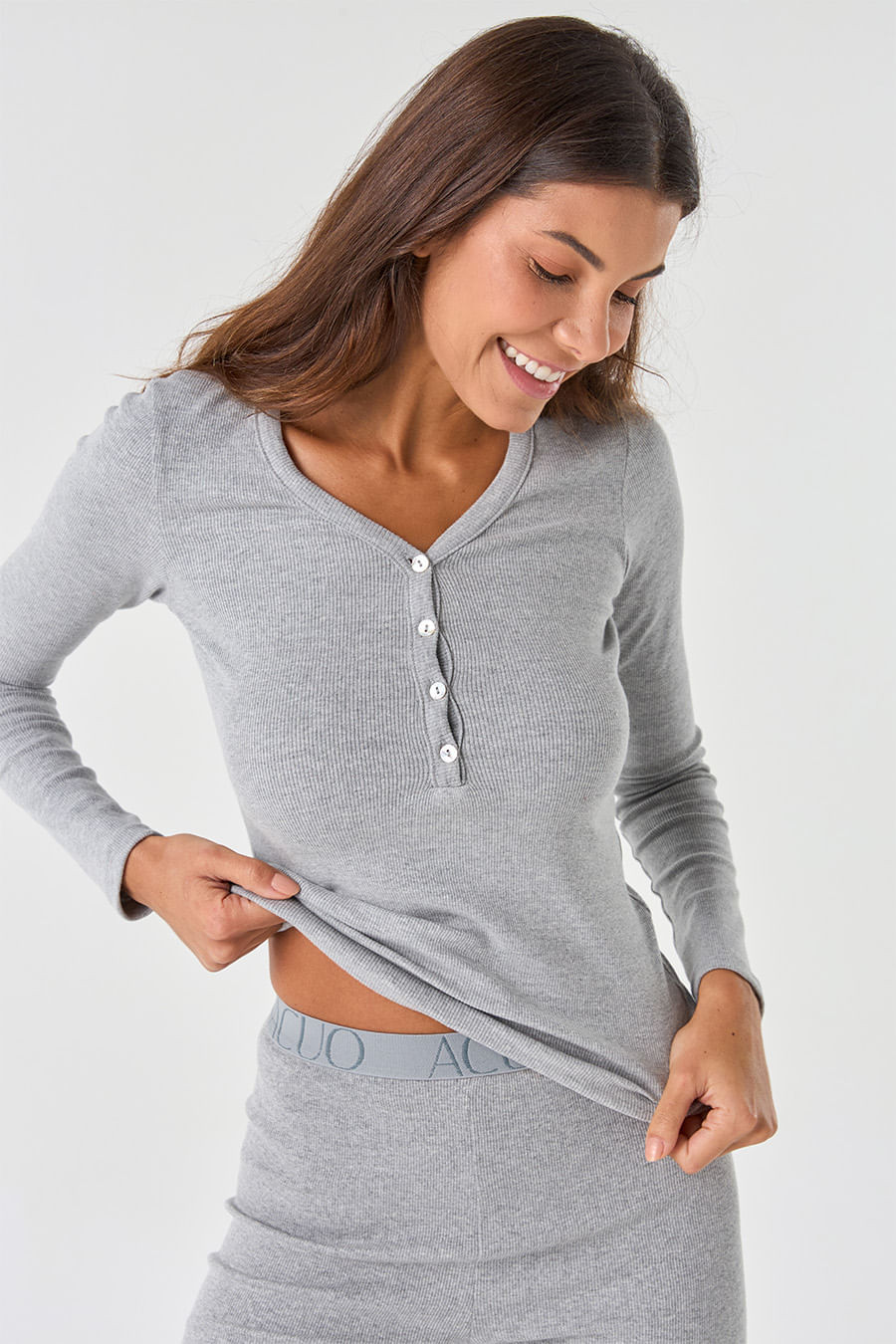 PIJAMA LONGO COM BOTÕES EM RIBANA - CLÁSSICO VISCOSE MESCLA PIJAMA LONGO COM BOTÕES EM RIBANA - CLÁSSICO VISCOSE MESCLA