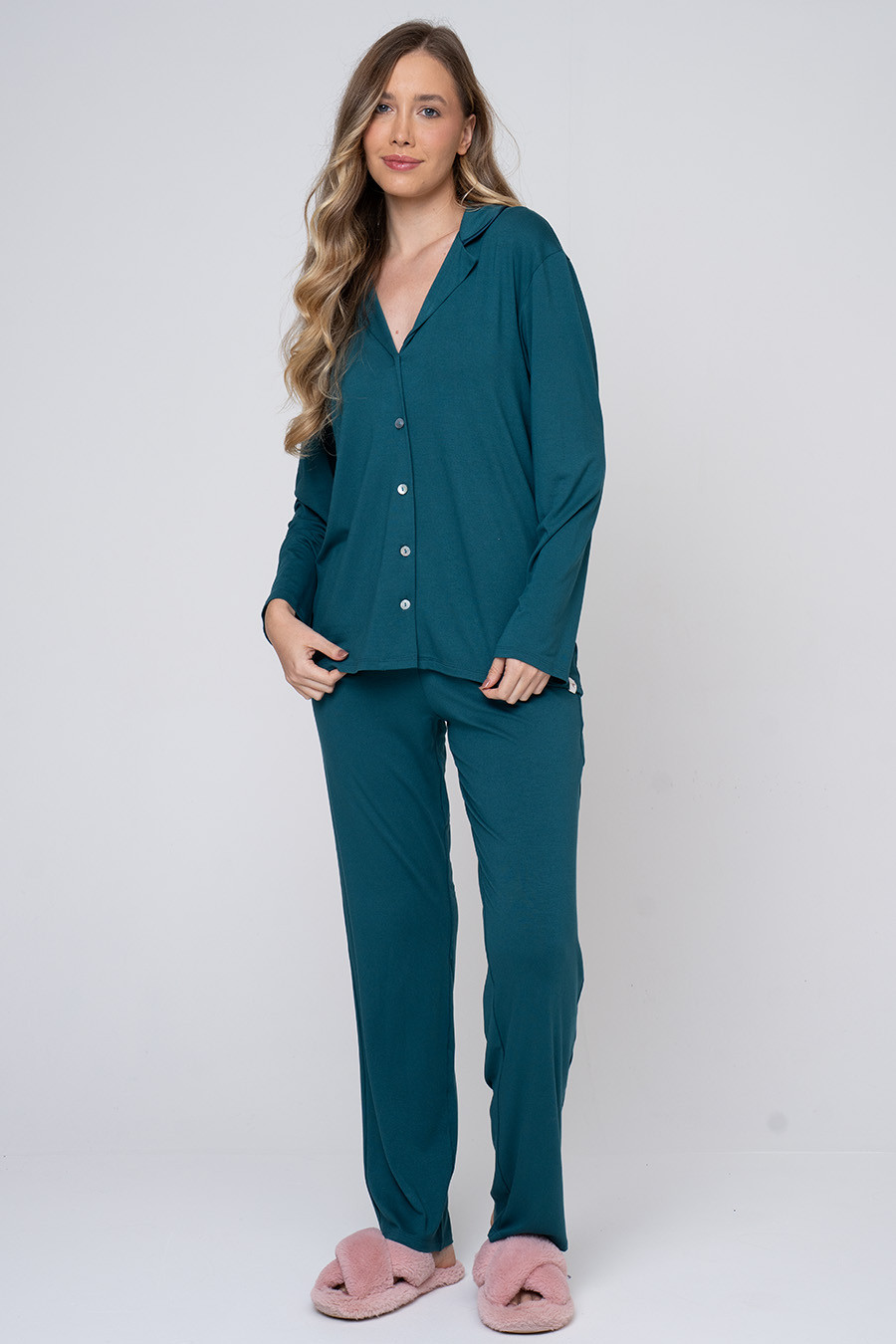 PIJAMA FEMININO AMERICANO EM VISCOSE - CLÁSSICO VISCOSE GREEN LUCK FRENTE