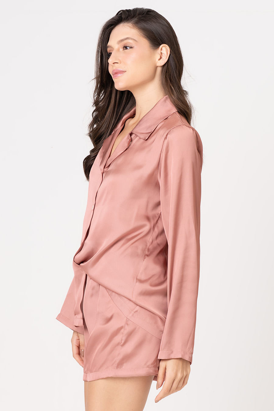 PIJAMA AMERICANO ACETINADO CURTO - CLÁSSICOS ACETINADOS CARAMELO ÂMBAR PIJAMA AMERICANO ACETINADO CURTO - CLÁSSICOS ACETINADOS CARAMELO ÂMBAR