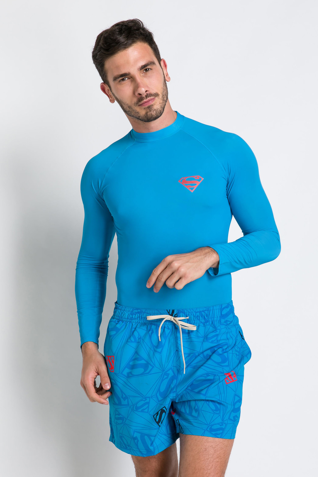 BLUSA MASCULINA MANGA LONGA DE BANHO - HERÓIS DE VERÃO BLUSA MASCULINA MANGA LONGA DE BANHO - HERÓIS DE VERÃO