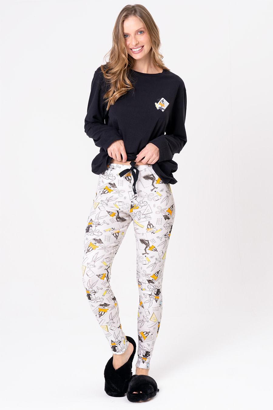 PIJAMA LONGO MEIA MALHA COM CALÇA DE RIBANA - LOONEY GERAÇÃO RAIZ PIJAMA LONGO MEIA MALHA COM CALÇA DE RIBANA - LOONEY GERAÇÃO RAIZ
