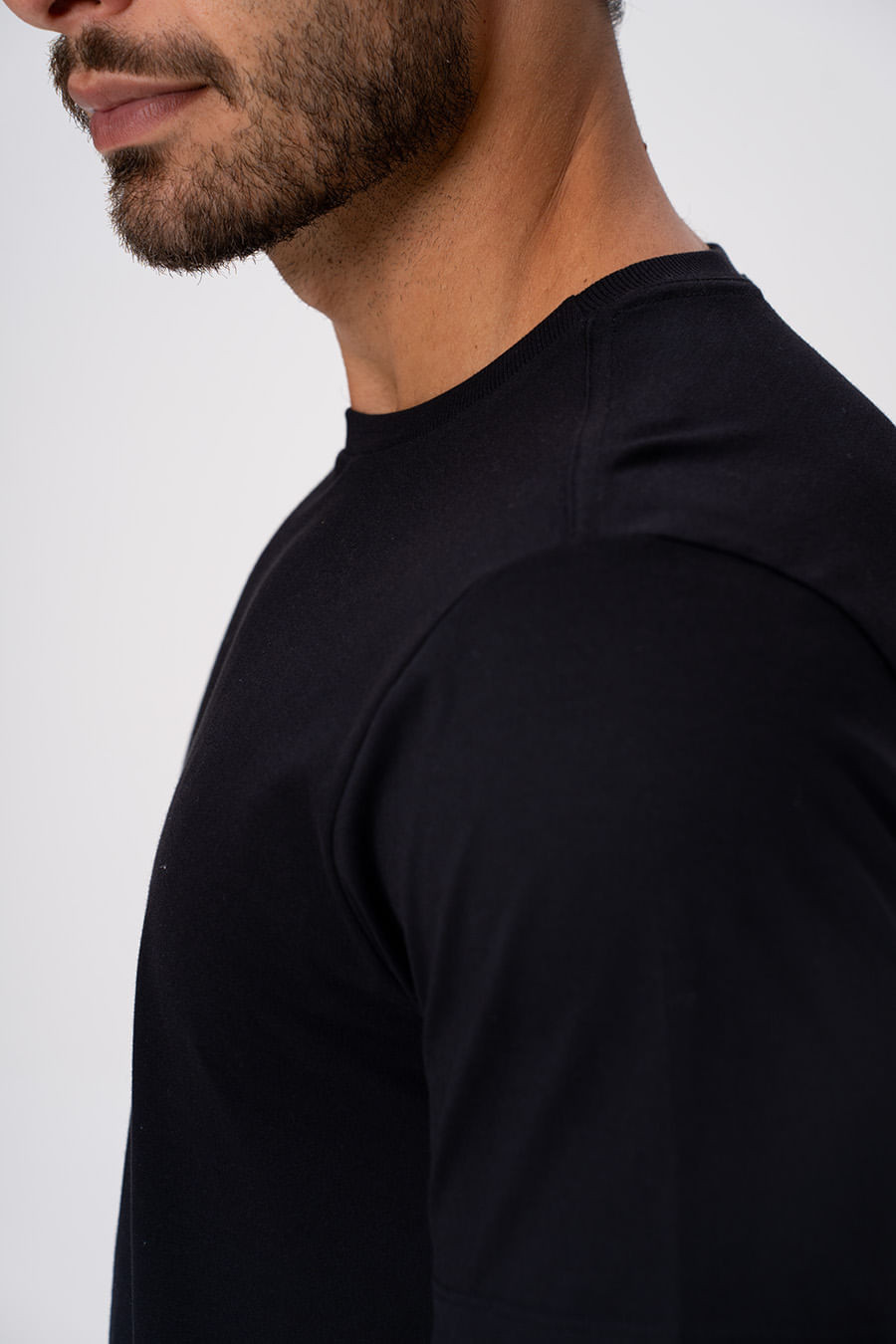 CAMISETA PRETA MASCULINA MANGA CURTA - CLÁSSICO PREMIUM PIMA CAMISETA PRETA MASCULINA MANGA CURTA - CLÁSSICO PREMIUM PIMA