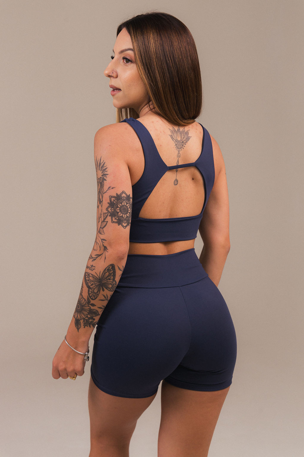 Shorts fitness GRIND ESSENTIAL - Azul Marinho