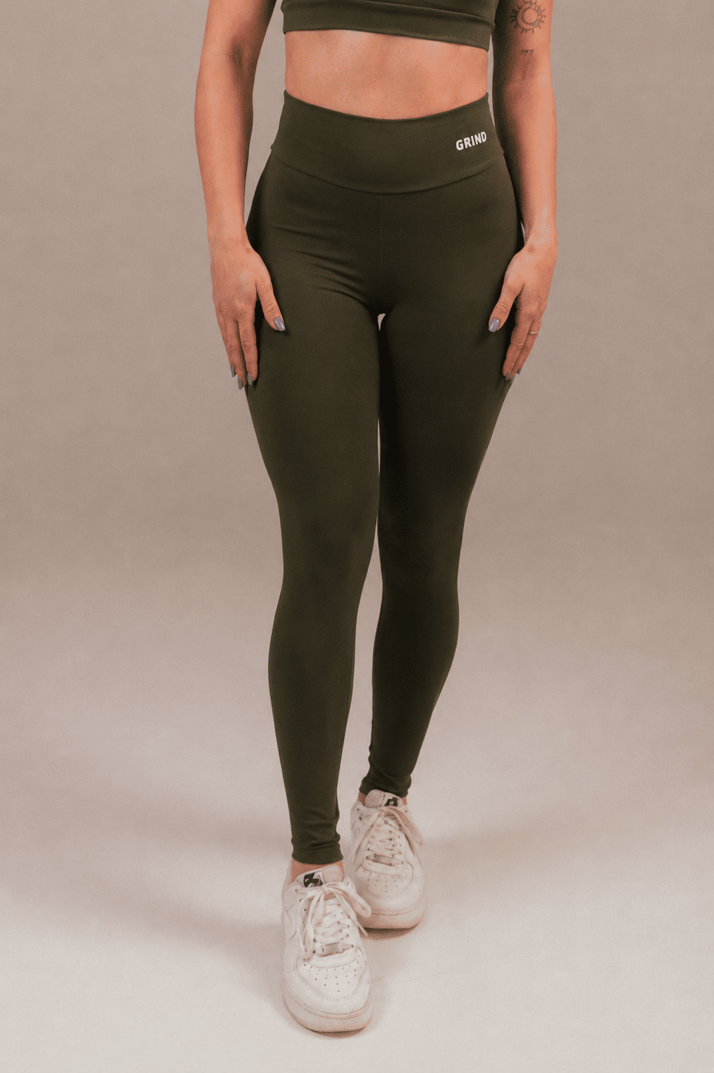 Legging GRIND SELECT - Verde Militar Legging GRIND SELECT - Verde Militar