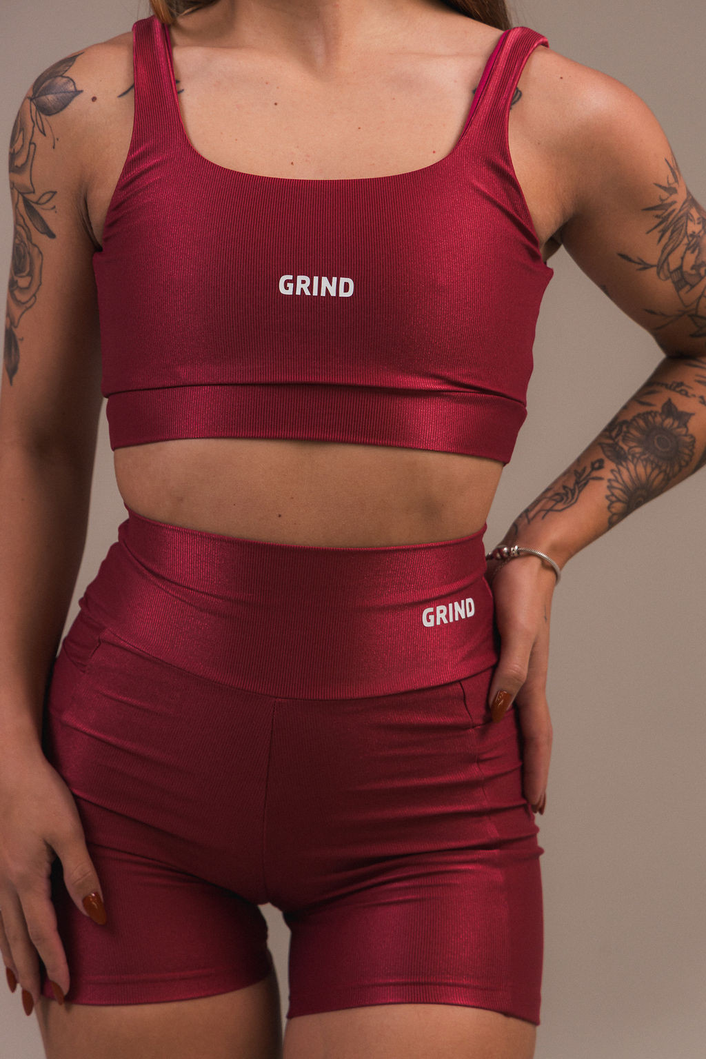 Shorts GRIND FORGED - Cereja