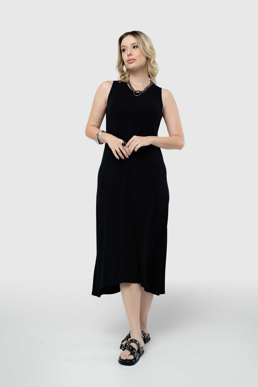 Vestido Regata Midi Mullet - Preto Vestido Regata Midi Mullet - Preto