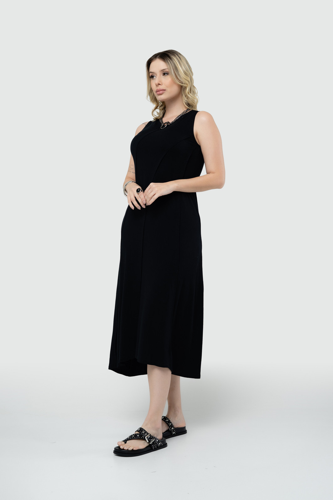 Vestido Regata Midi Mullet - Preto Vestido Regata Midi Mullet - Preto