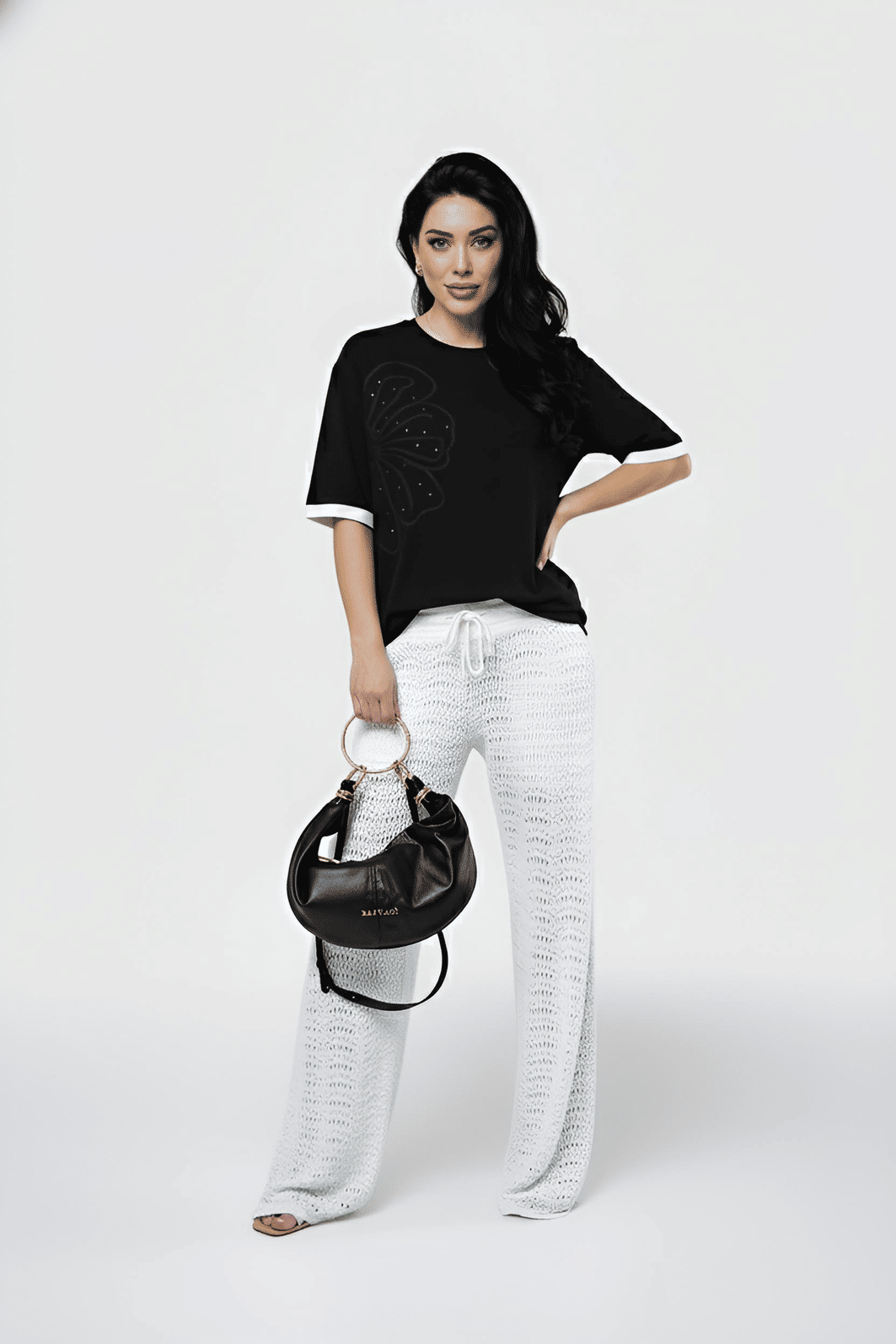 T-Shirt Oversized com Aplicação - Preta T-Shirt Oversized com Aplicação - Preta