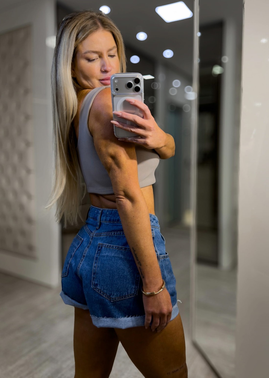 Short jeans cós transpassado com botão Mariah