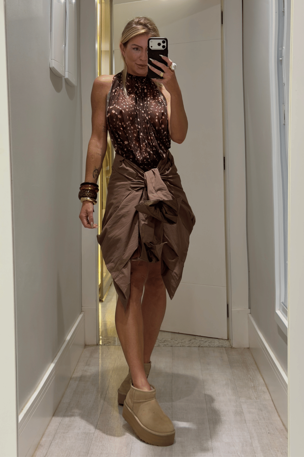 Vestido Frente Única em Tule Bambi Louren Vestido Frente Única em Tule Bambi Louren