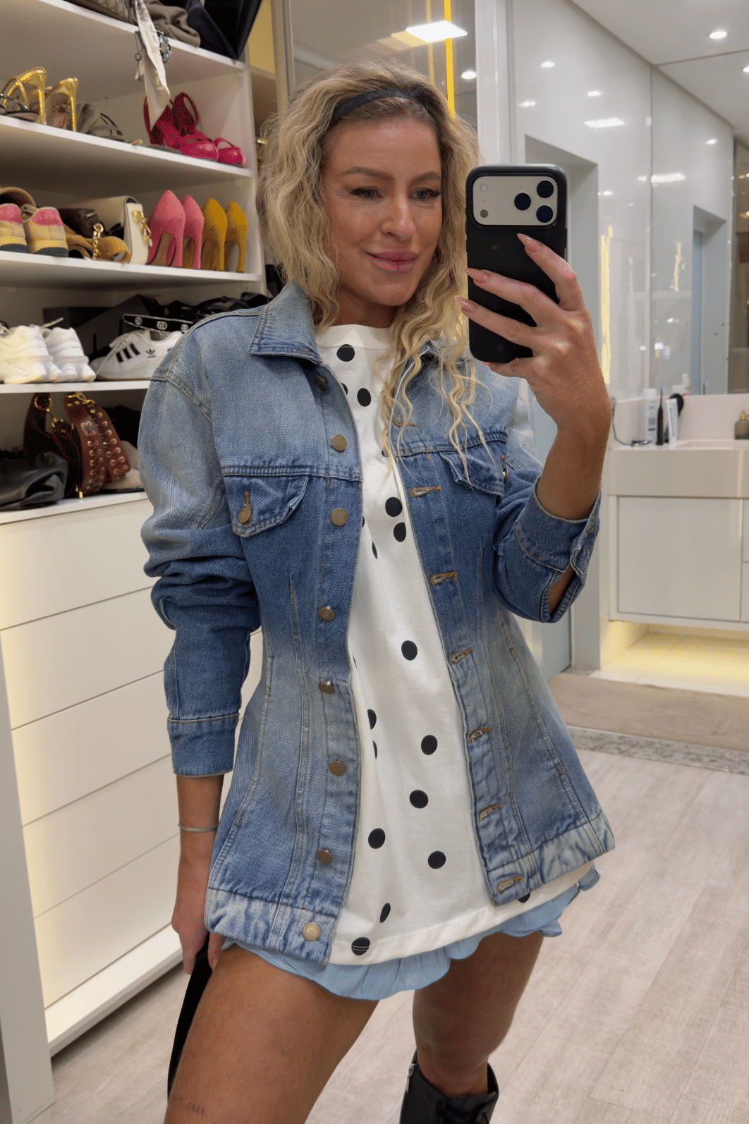 Camiseta alongada oversized style OFF estampa Poá