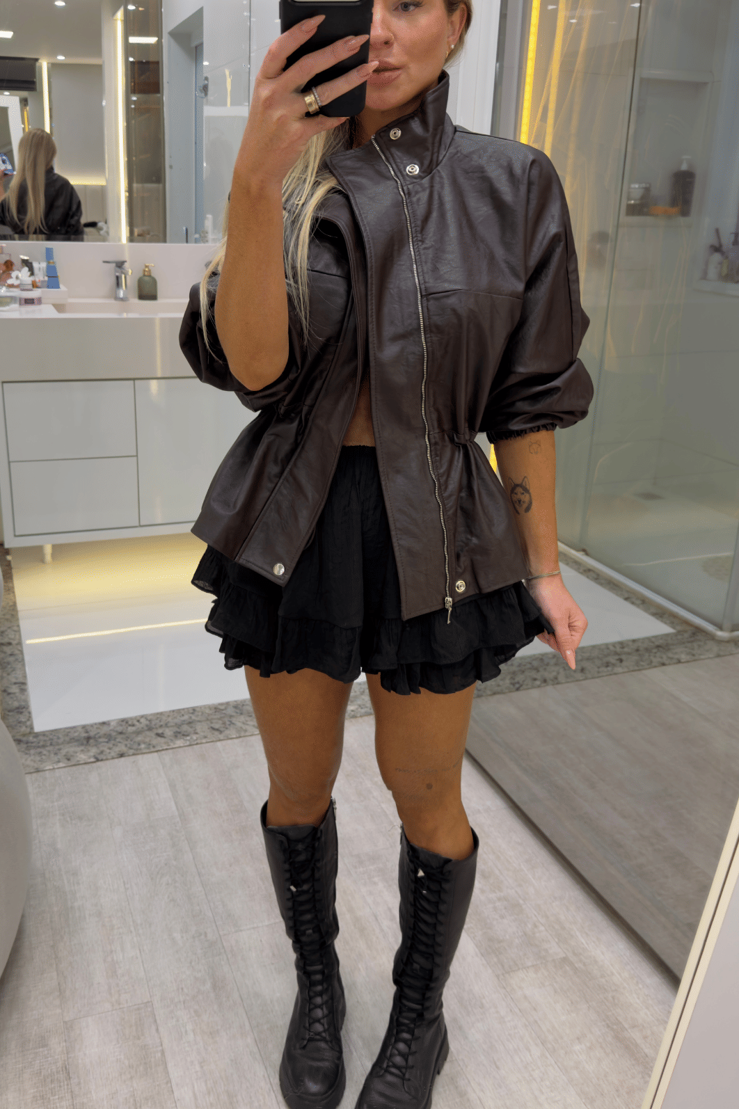 Jaqueta parka em couro Carol Jaqueta parka em couro Carol