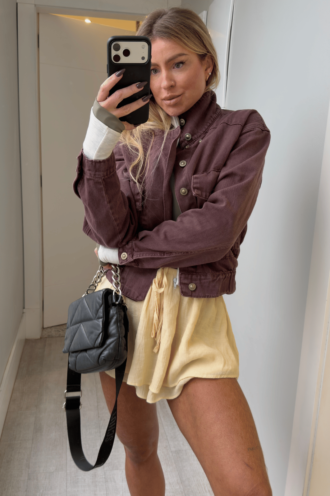 Short saia com babados Lilian Amarelo mostarda Short saia com babados Lilian Amarelo mostarda