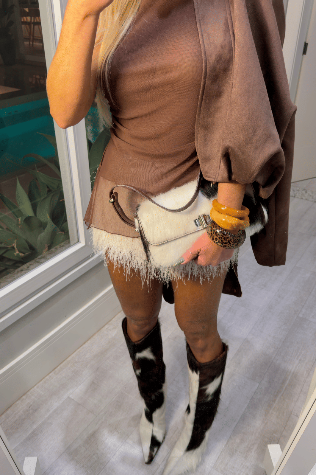 Short em plumas